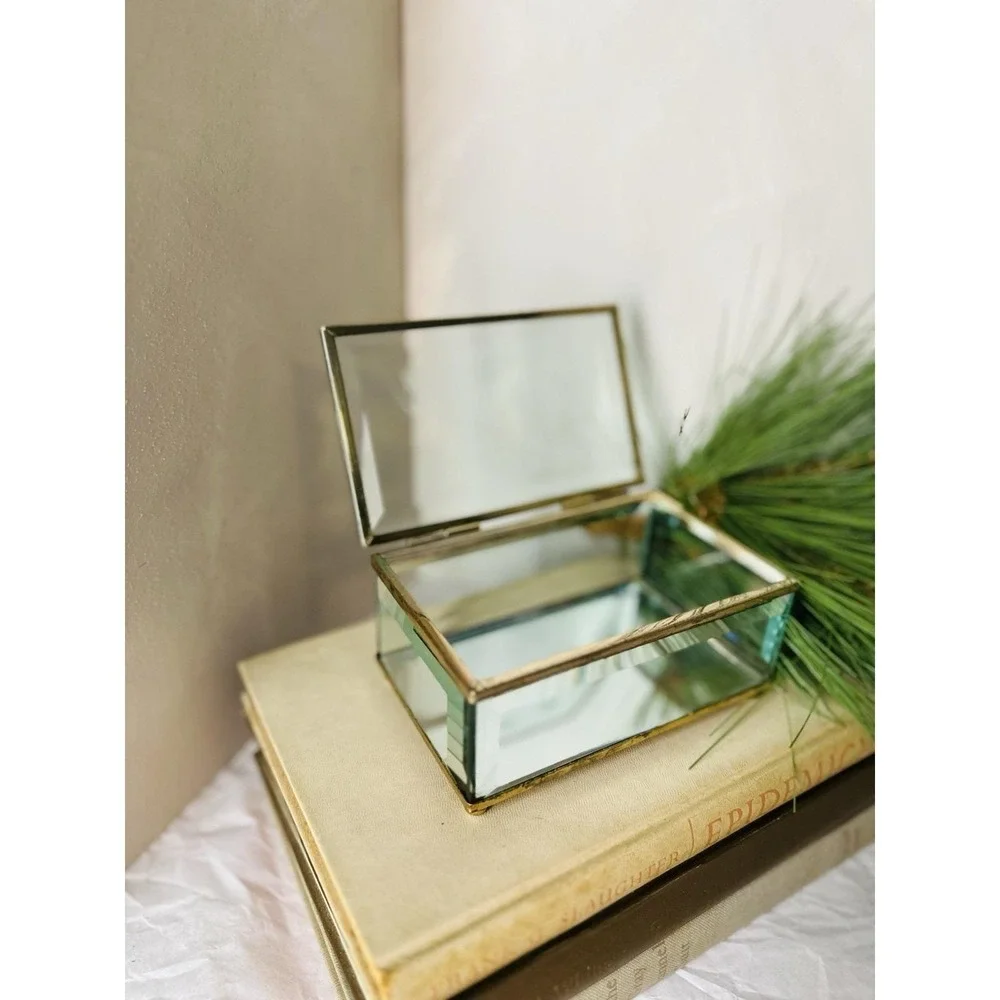 Vtg Etched Glass Brass Lidded Trinket Box Mirrored Bottom 5.25